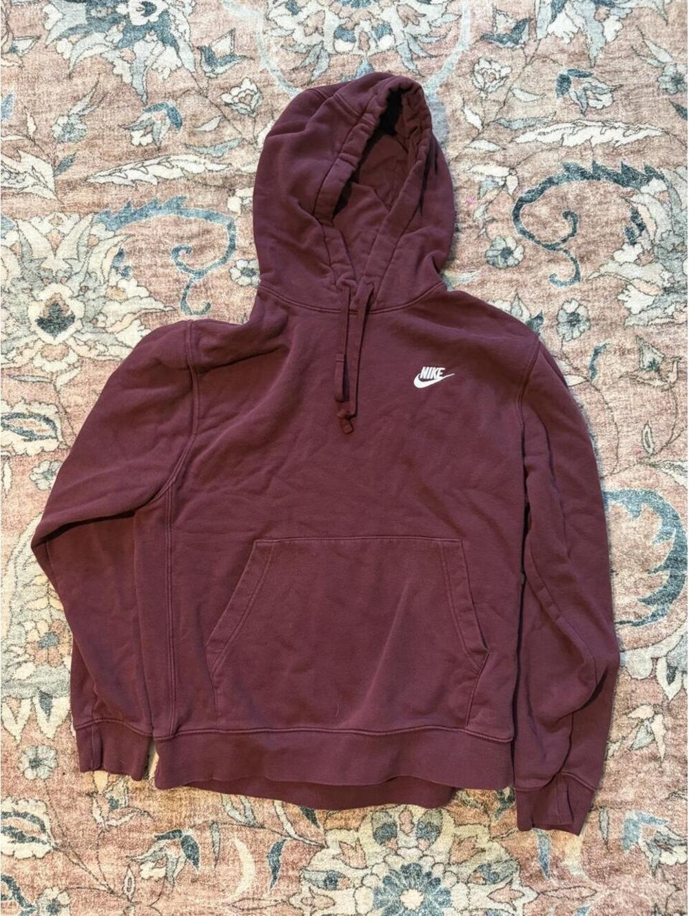 Nike Men's Burgundy and Purple Hoody